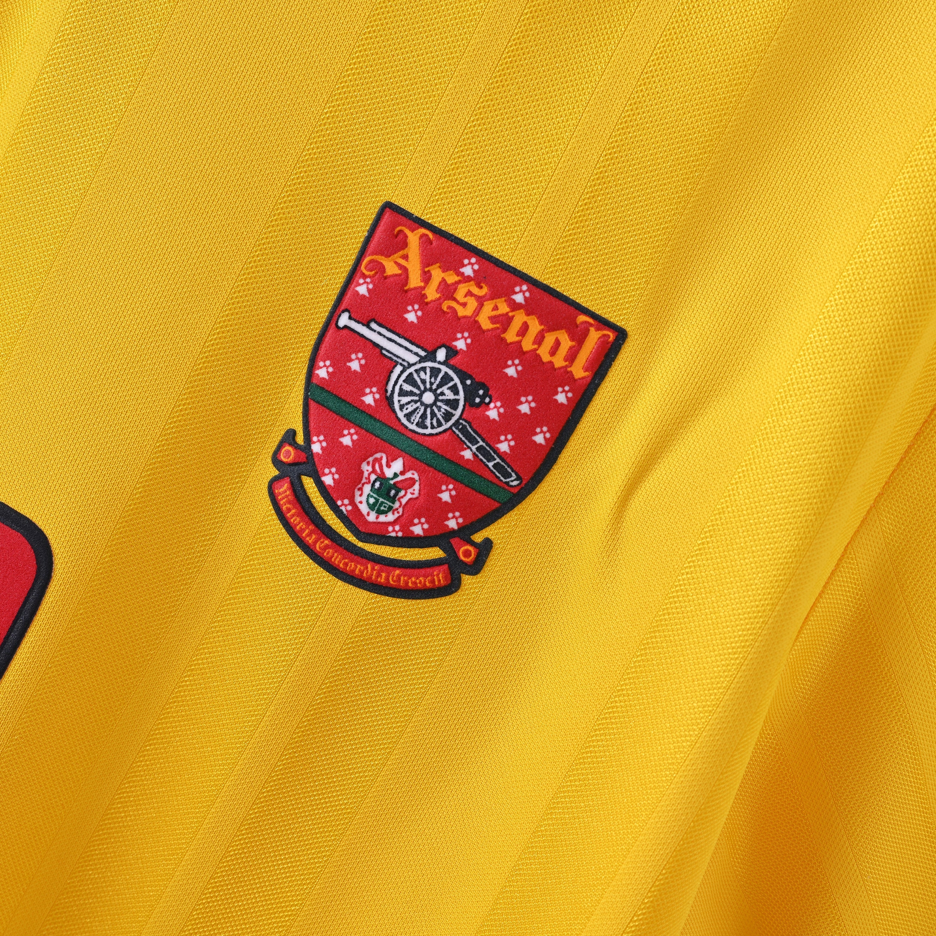 PSG 2001/02 Home Retro Football Shirt - close up details of Navy Nike retro kit