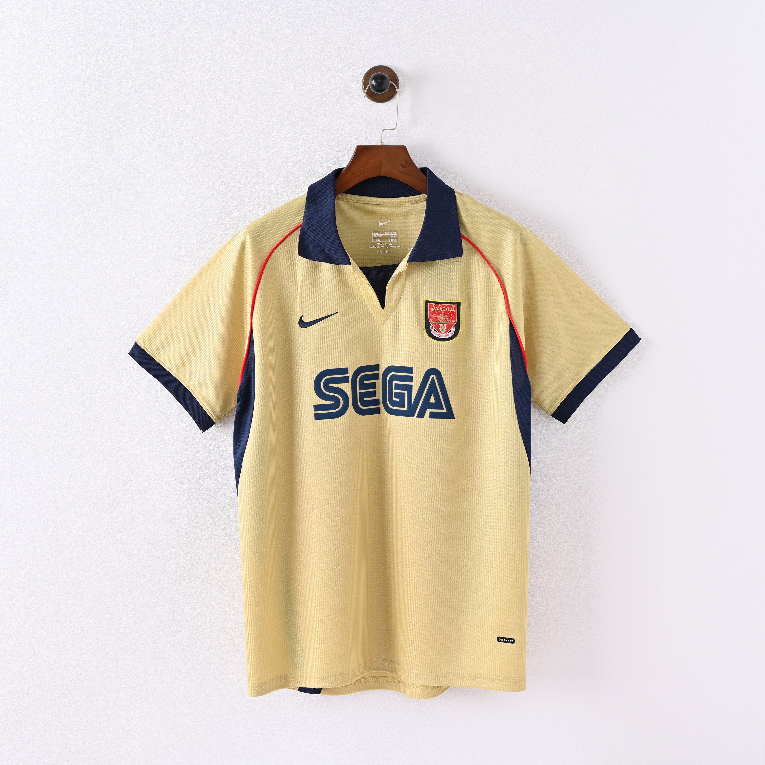 PSG 2001/02 Home Retro Football Shirt - Navy Nike classic football shirt front view