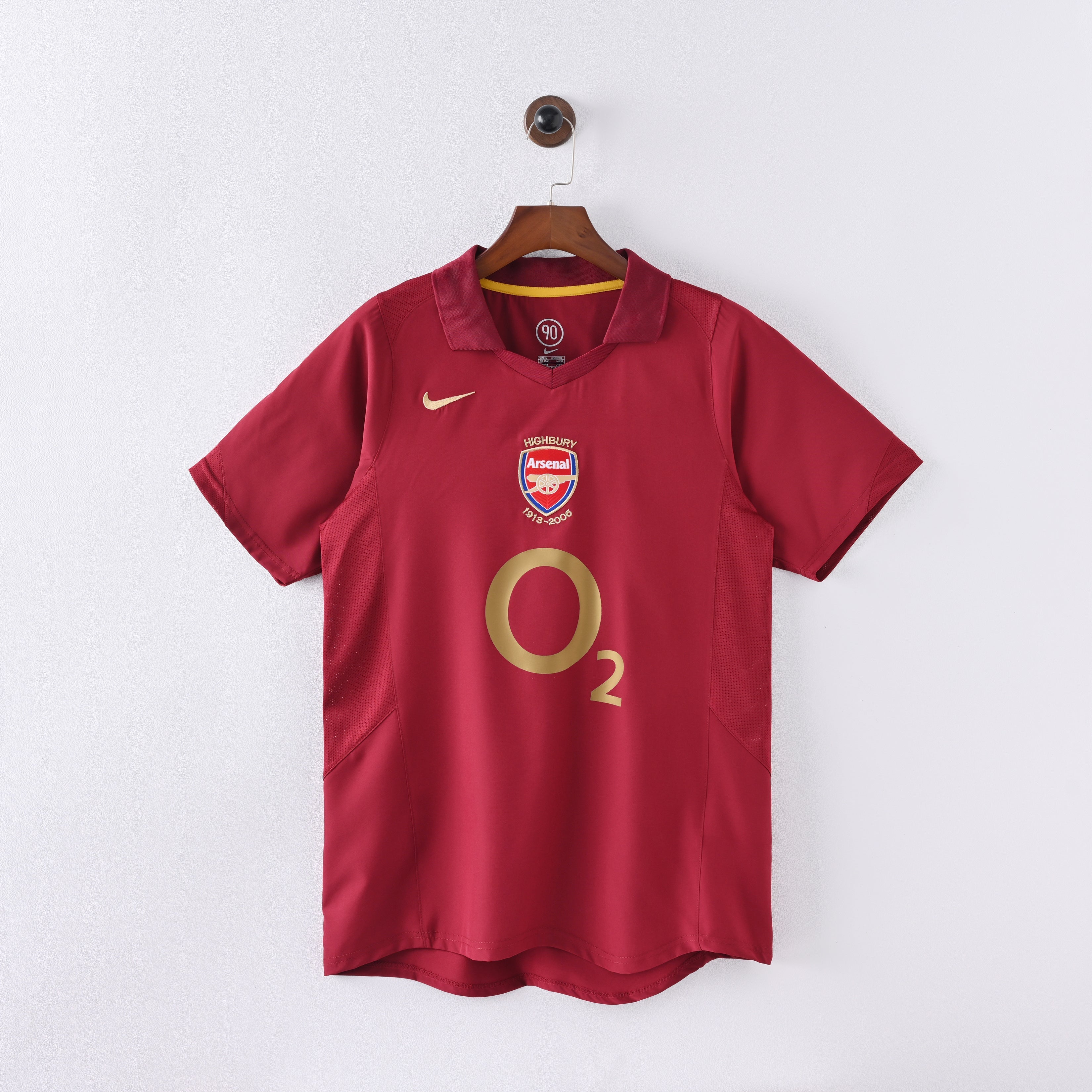 PSG 2001/02 Home Retro Football Shirt - Navy Nike classic football shirt front view