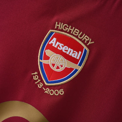 PSG 2001/02 Home Retro Football Shirt - close up details of Navy Nike retro kit
