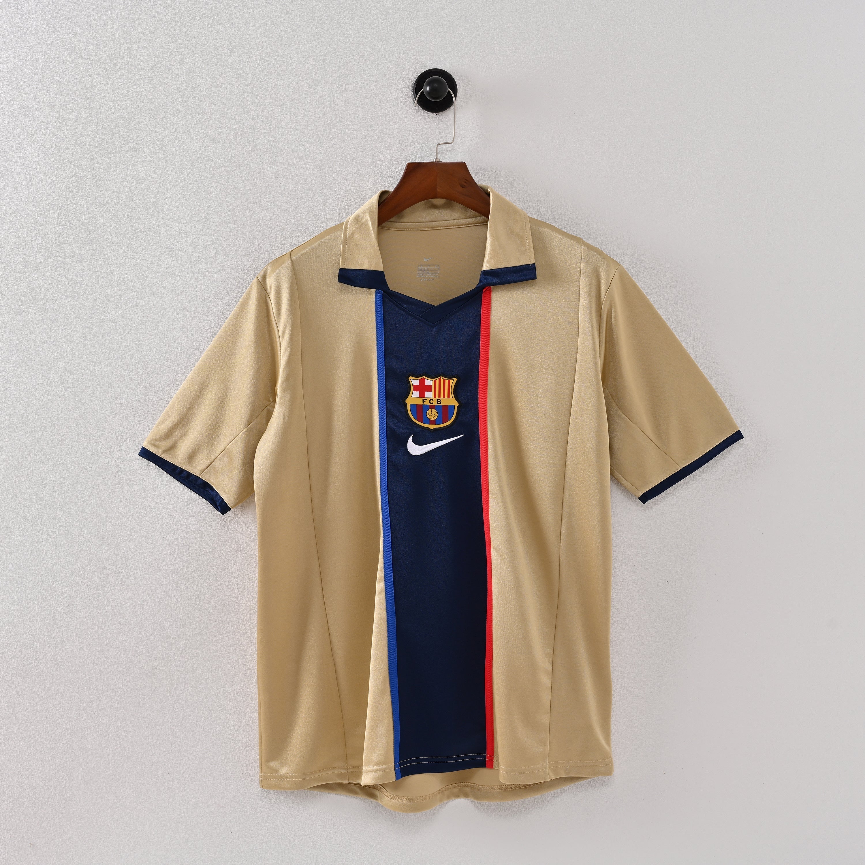 PSG 2001/02 Home Retro Football Shirt - Navy Nike classic football shirt front view