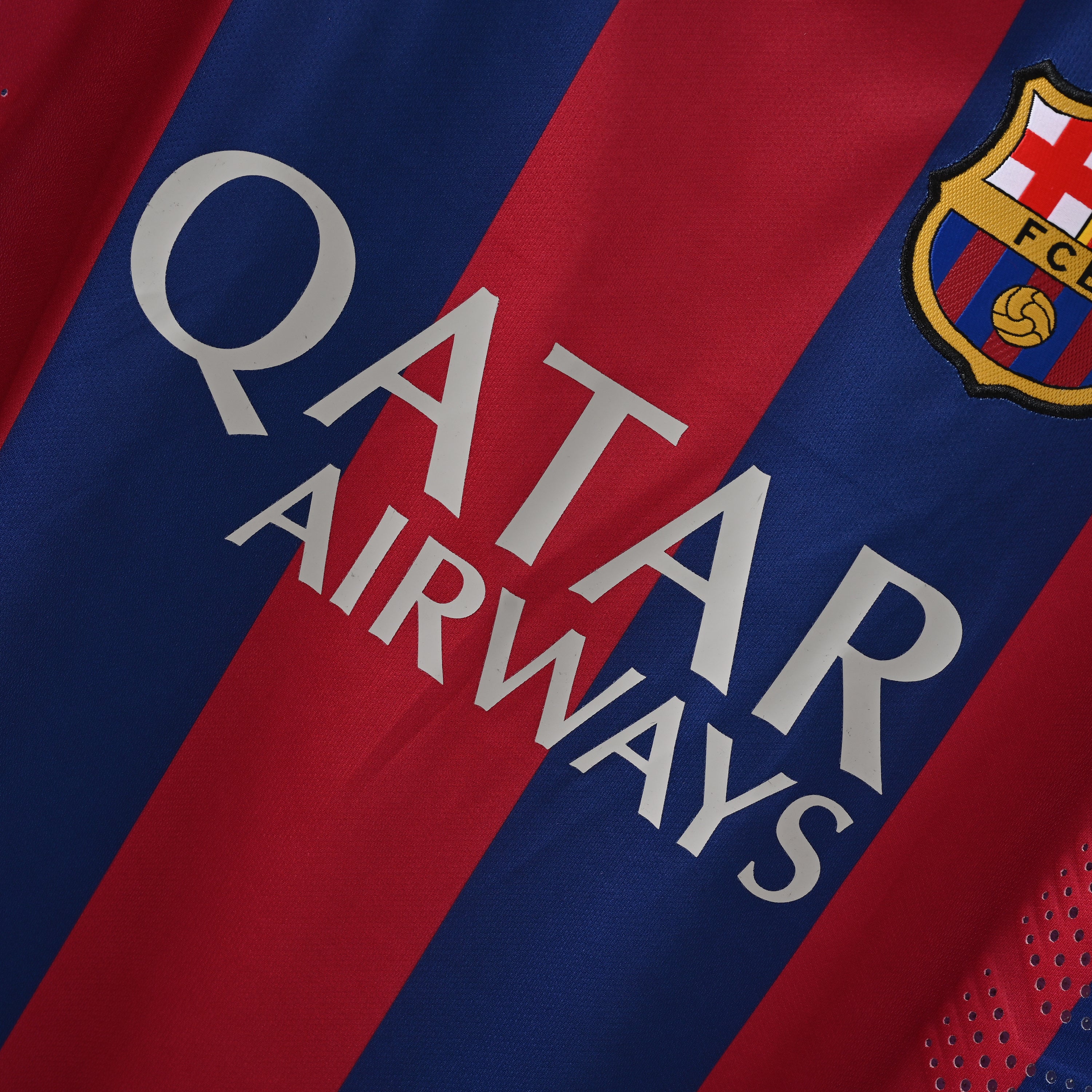 PSG 2001/02 Home Retro Football Shirt - close up details of Navy Nike retro kit
