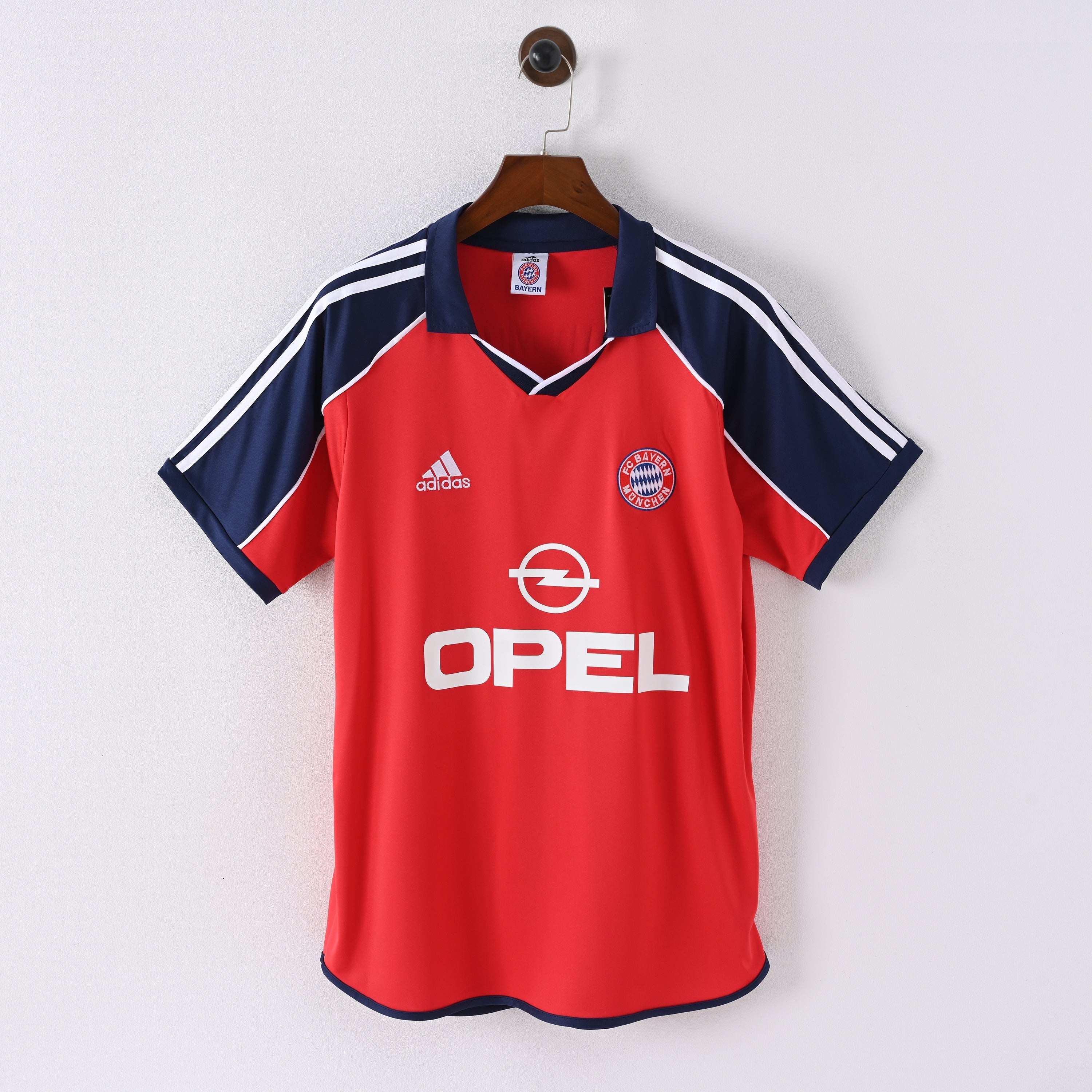 PSG 2001/02 Home Retro Football Shirt - Navy Nike classic football shirt front view
