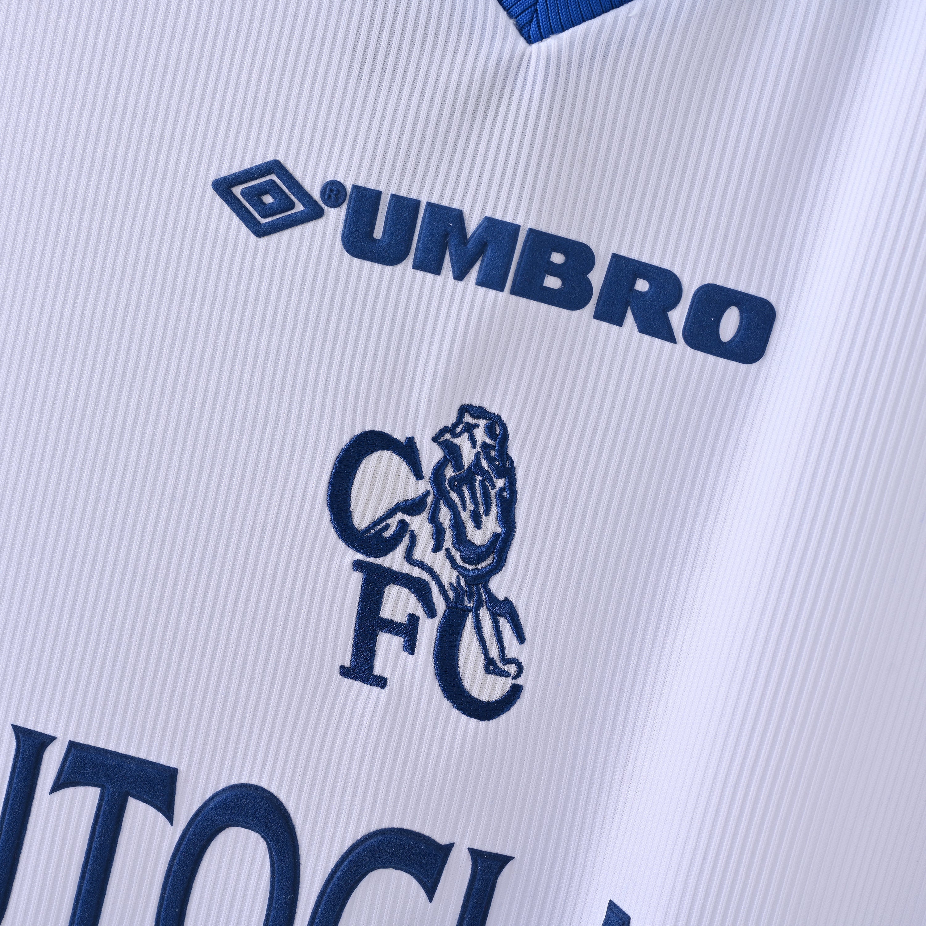PSG 2001/02 Home Retro Football Shirt - close up details of Navy Nike retro kit