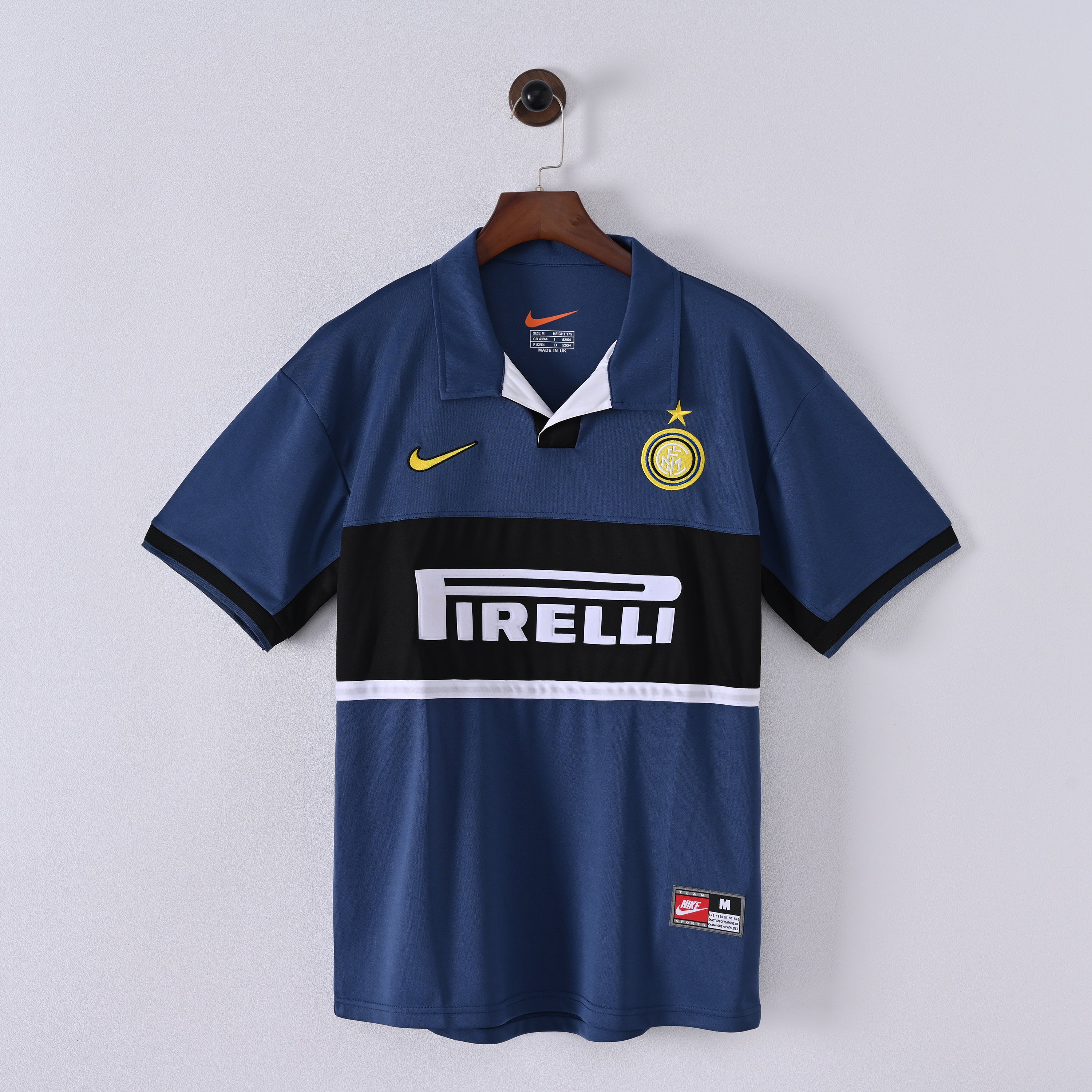 PSG 2001/02 Home Retro Football Shirt - Navy Nike classic football shirt front view