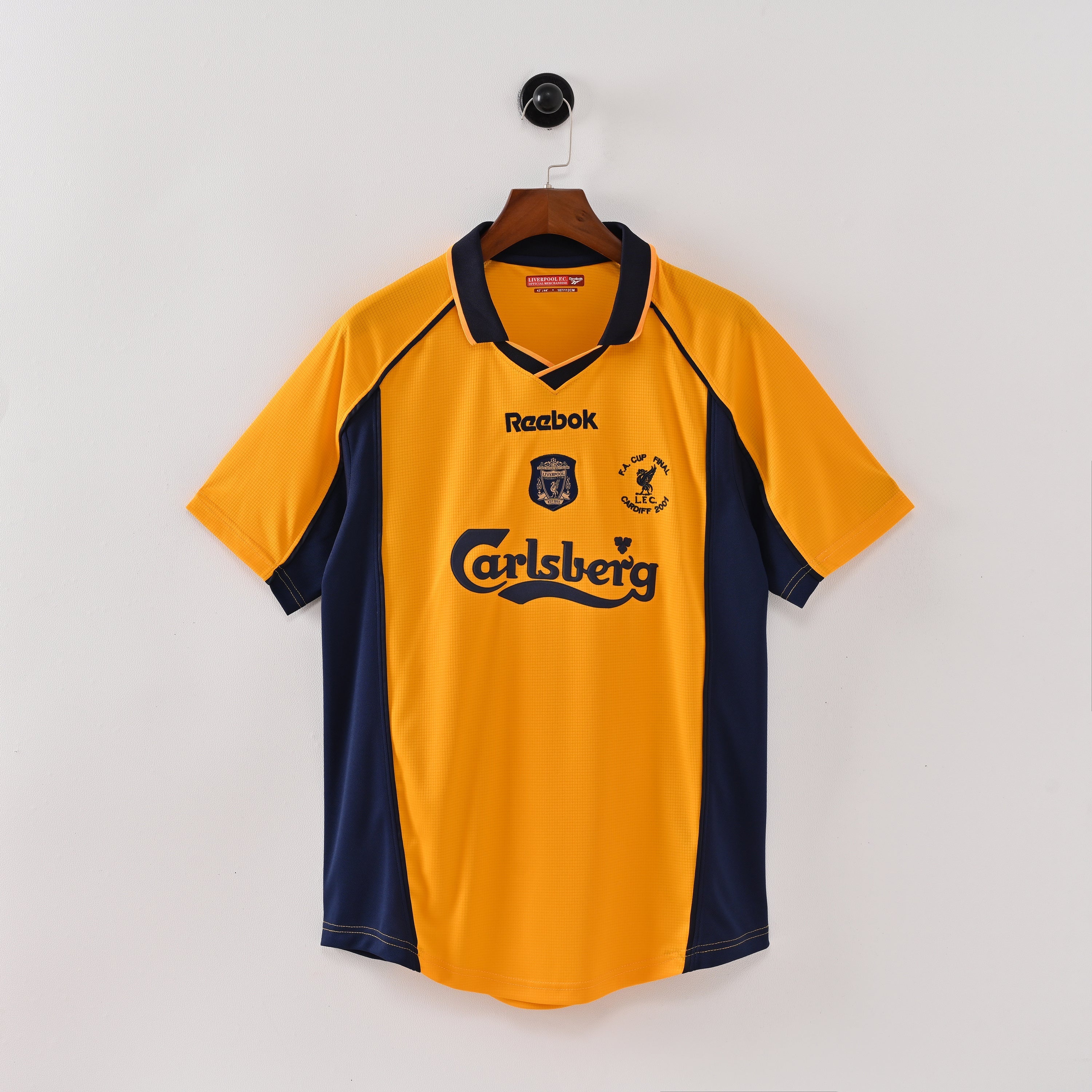 PSG 2001/02 Home Retro Football Shirt - Navy Nike classic football shirt front view