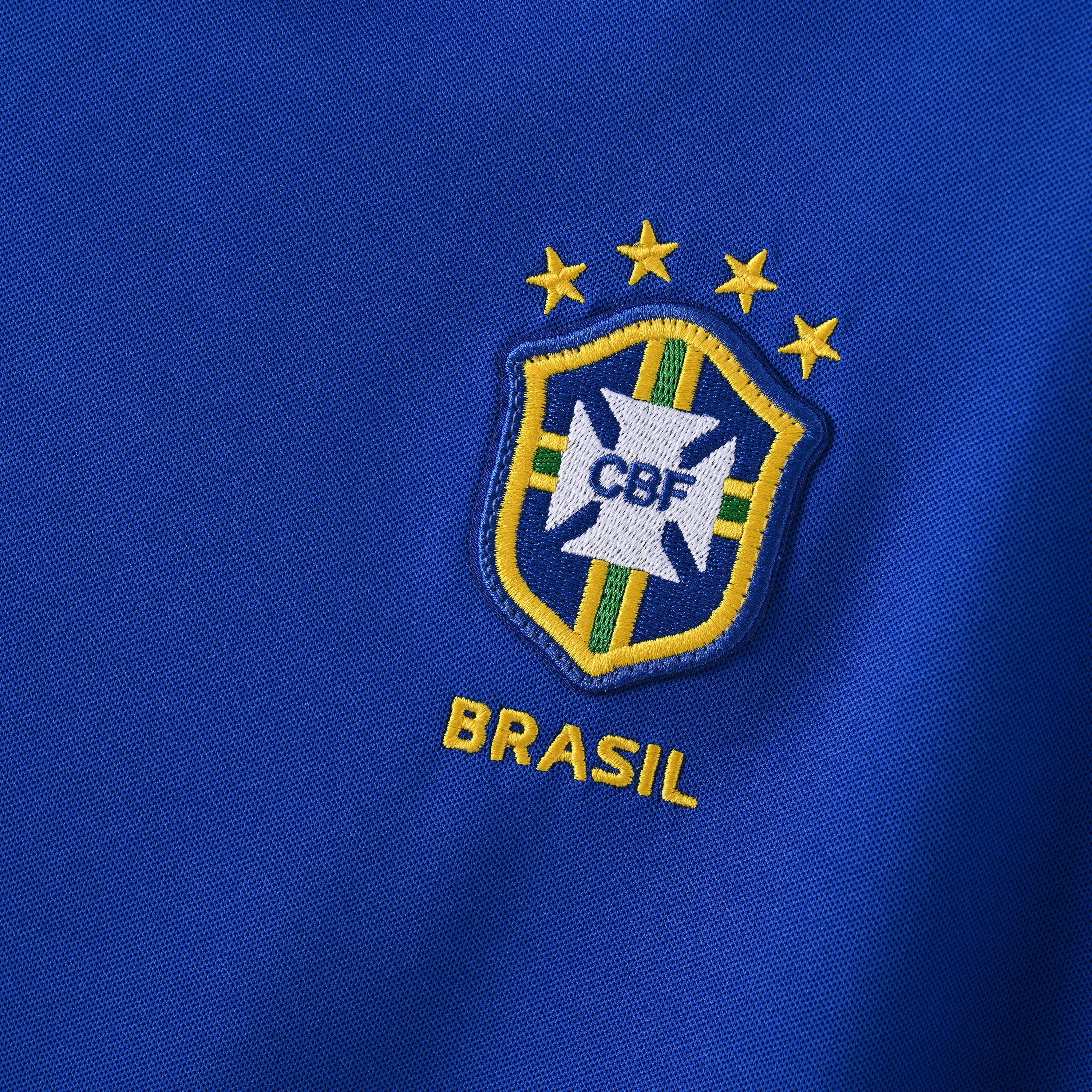 PSG 2001/02 Home Retro Football Shirt - close up details of Navy Nike retro kit
