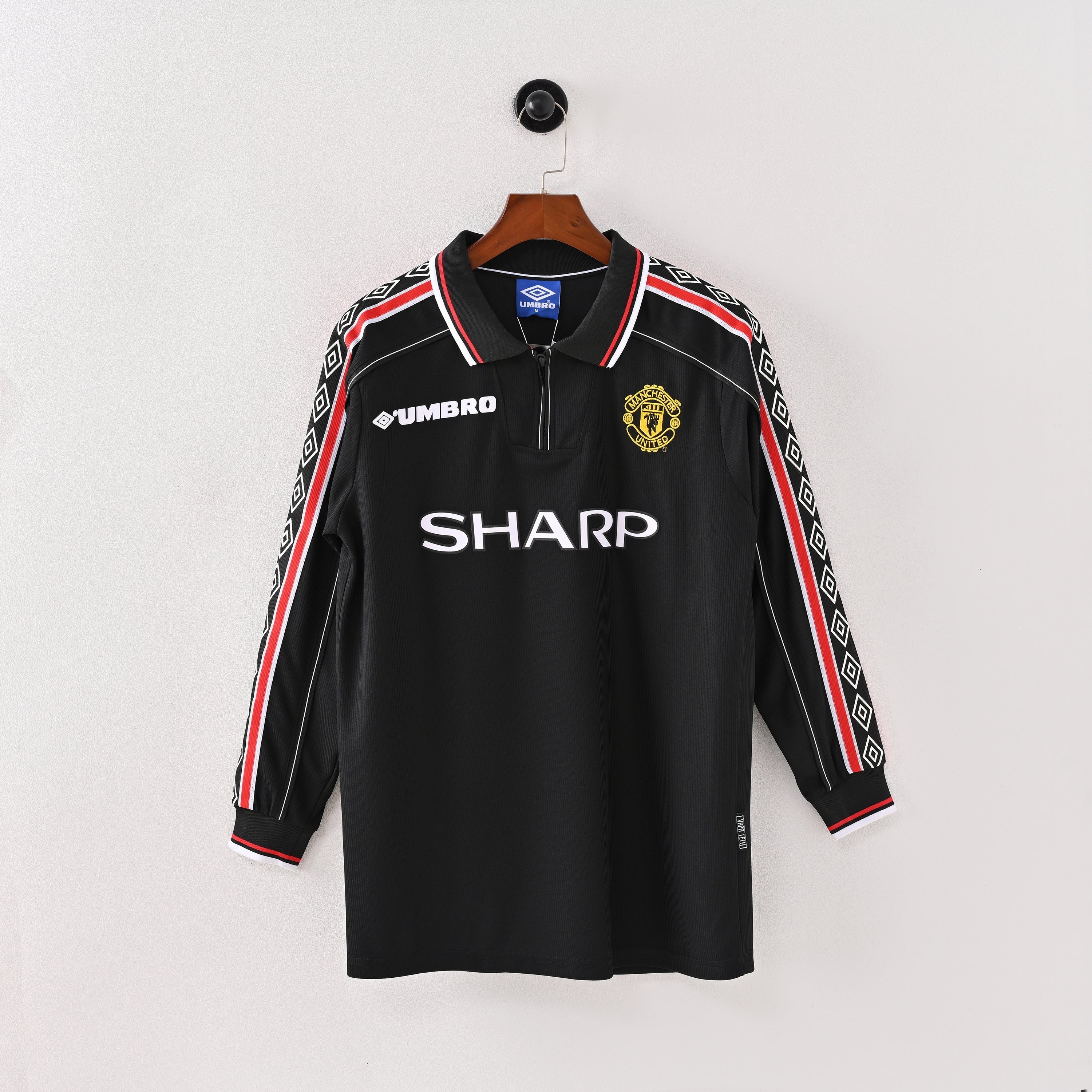 PSG 2001/02 Home Retro Football Shirt - Navy Nike classic football shirt front view