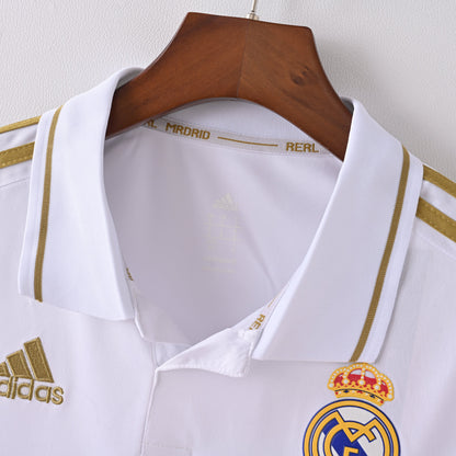 PSG 2001/02 Home Retro Football Shirt - close up details of Navy Nike retro kit