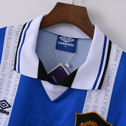PSG 2001/02 Home Retro Football Shirt - close up details of Navy Nike retro kit