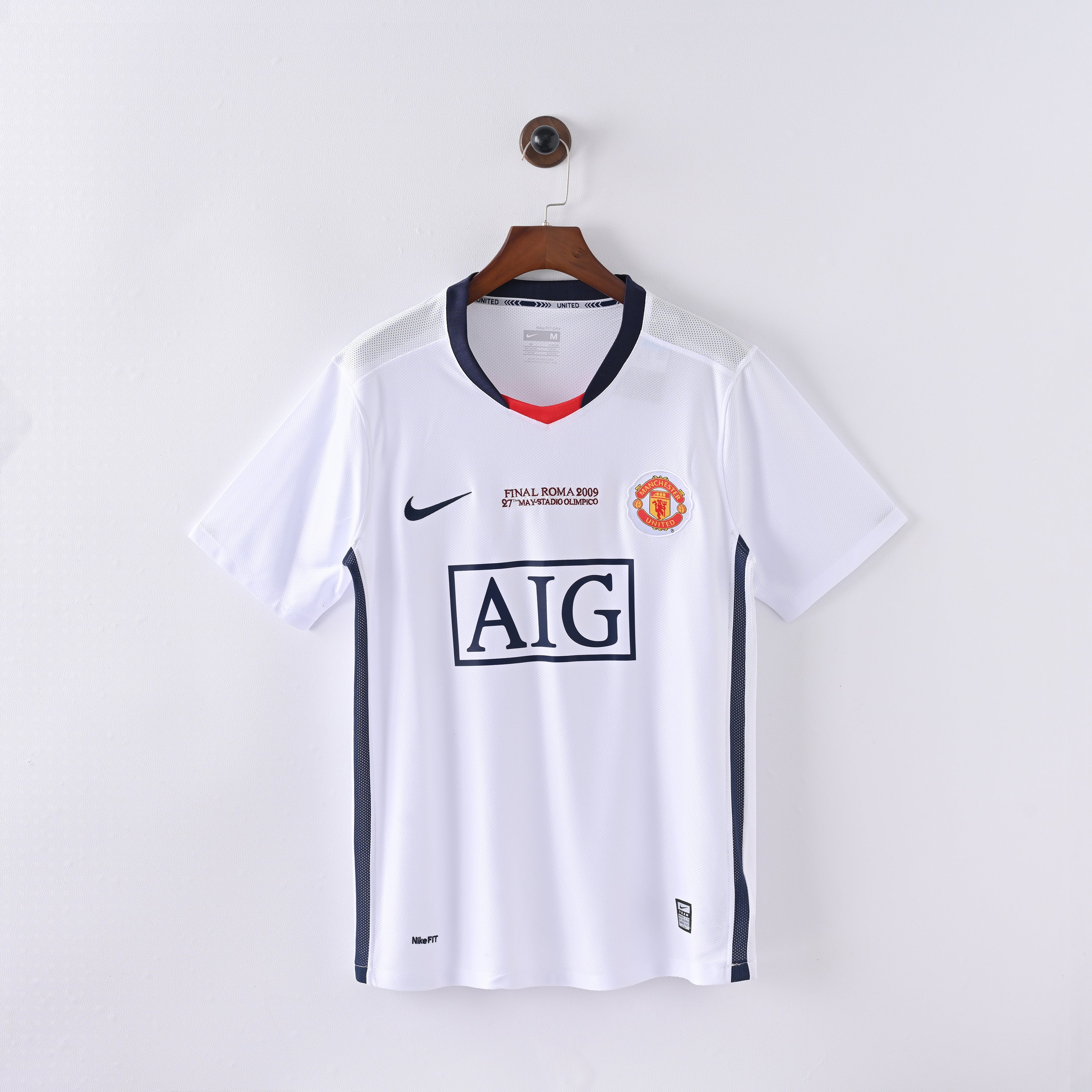 PSG 2001/02 Home Retro Football Shirt - Navy Nike classic football shirt front view