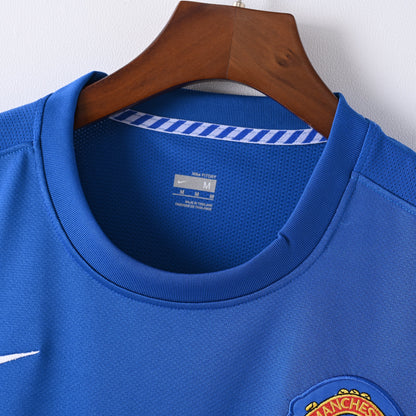 PSG 2001/02 Home Retro Football Shirt - close up details of Navy Nike retro kit