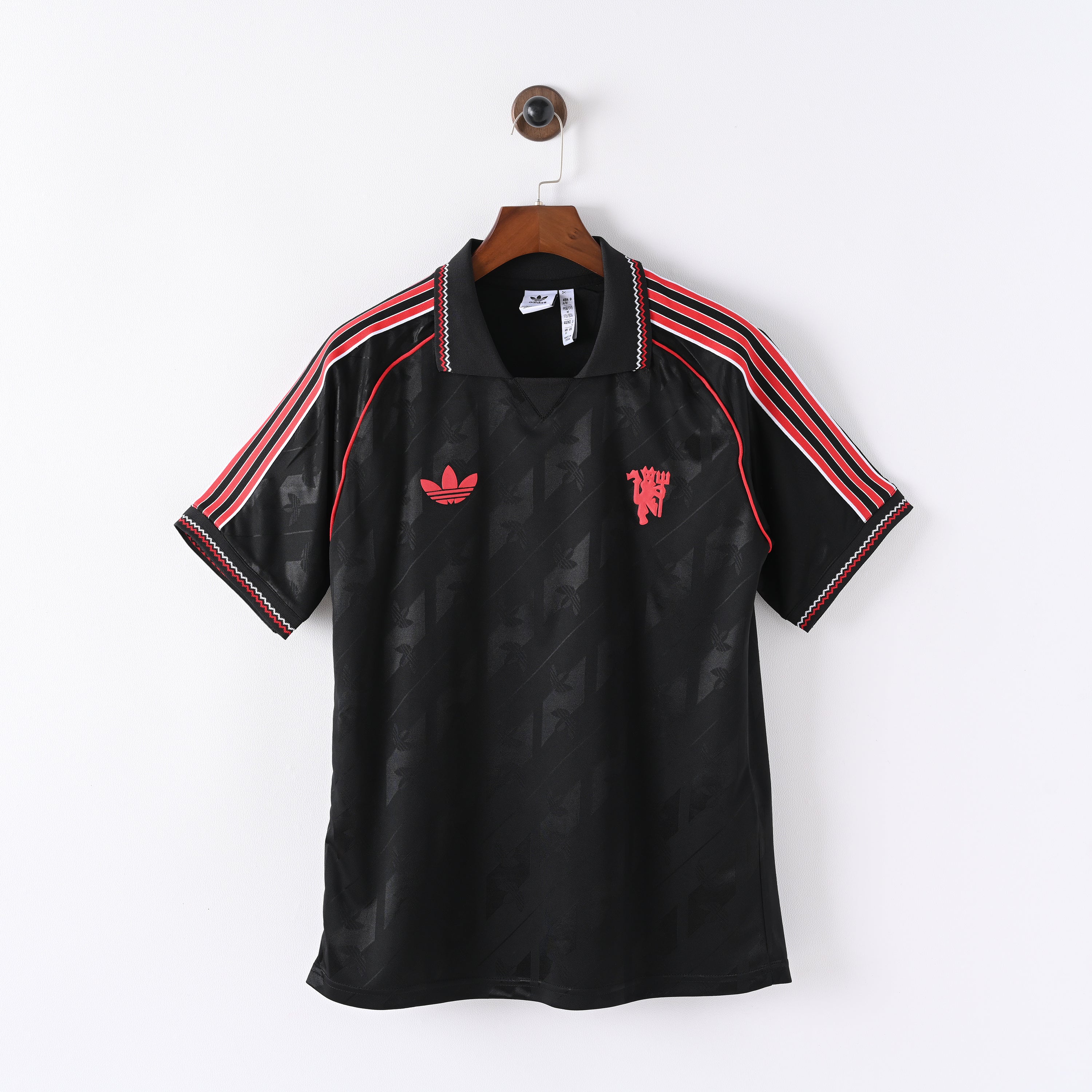 PSG 2001/02 Home Retro Football Shirt - Navy Nike classic football shirt front view