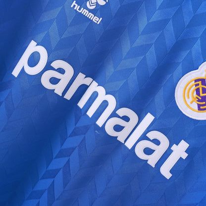 PSG 2001/02 Home Retro Football Shirt - close up details of Navy Nike retro kit