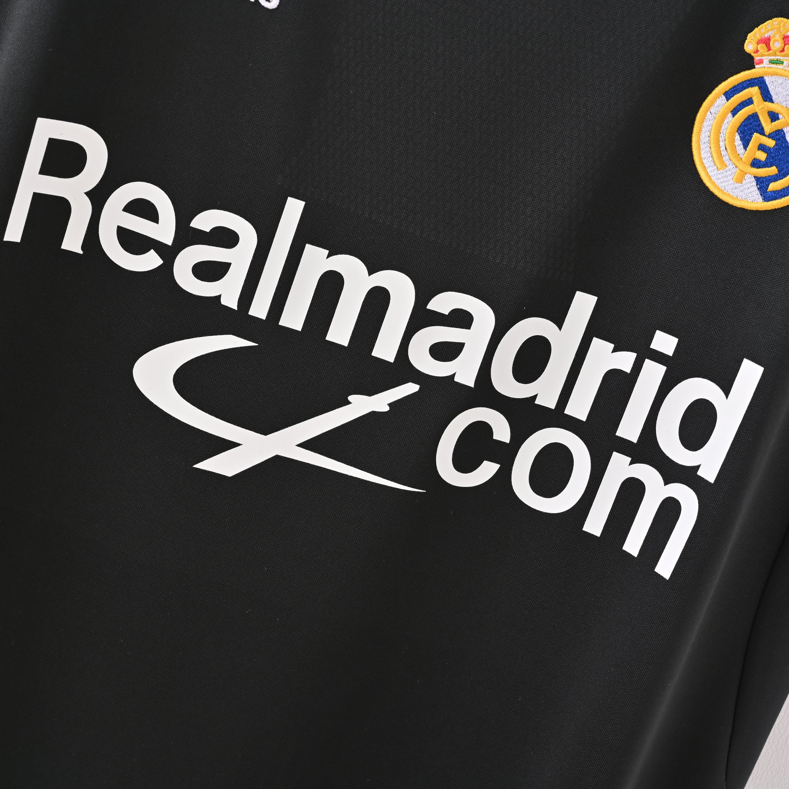 PSG 2001/02 Home Retro Football Shirt - close up details of Navy Nike retro kit