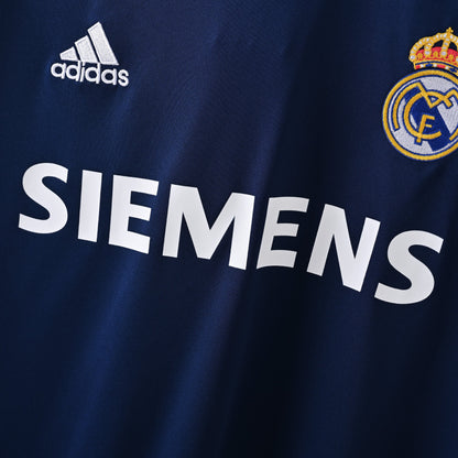 PSG 2001/02 Home Retro Football Shirt - close up details of Navy Nike retro kit