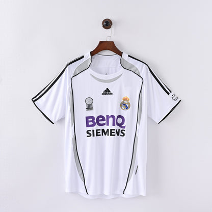 PSG 2001/02 Home Retro Football Shirt - Navy Nike classic football shirt front view
