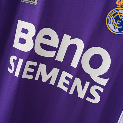 PSG 2001/02 Home Retro Football Shirt - close up details of Navy Nike retro kit