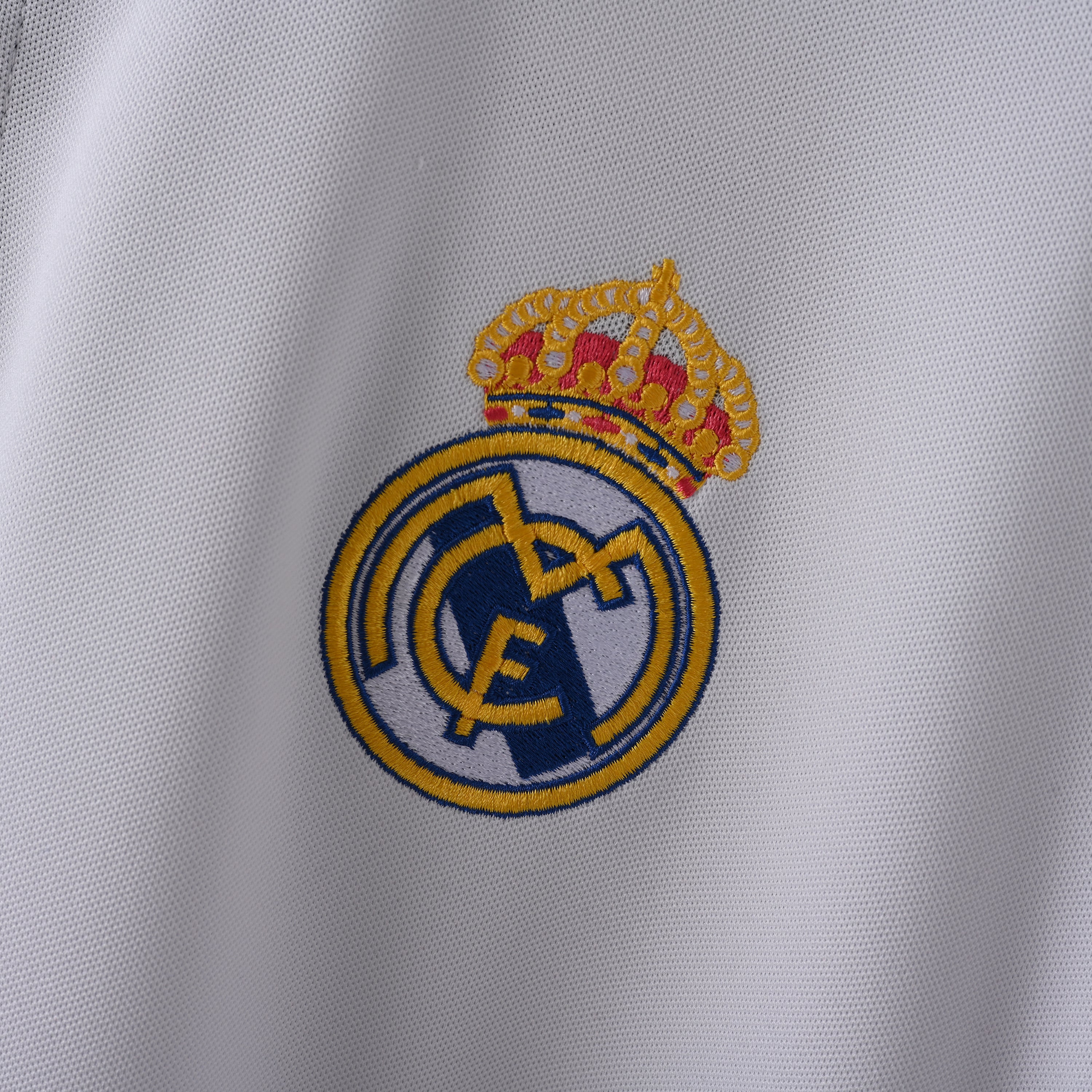 PSG 2001/02 Home Retro Football Shirt - close up details of Navy Nike retro kit