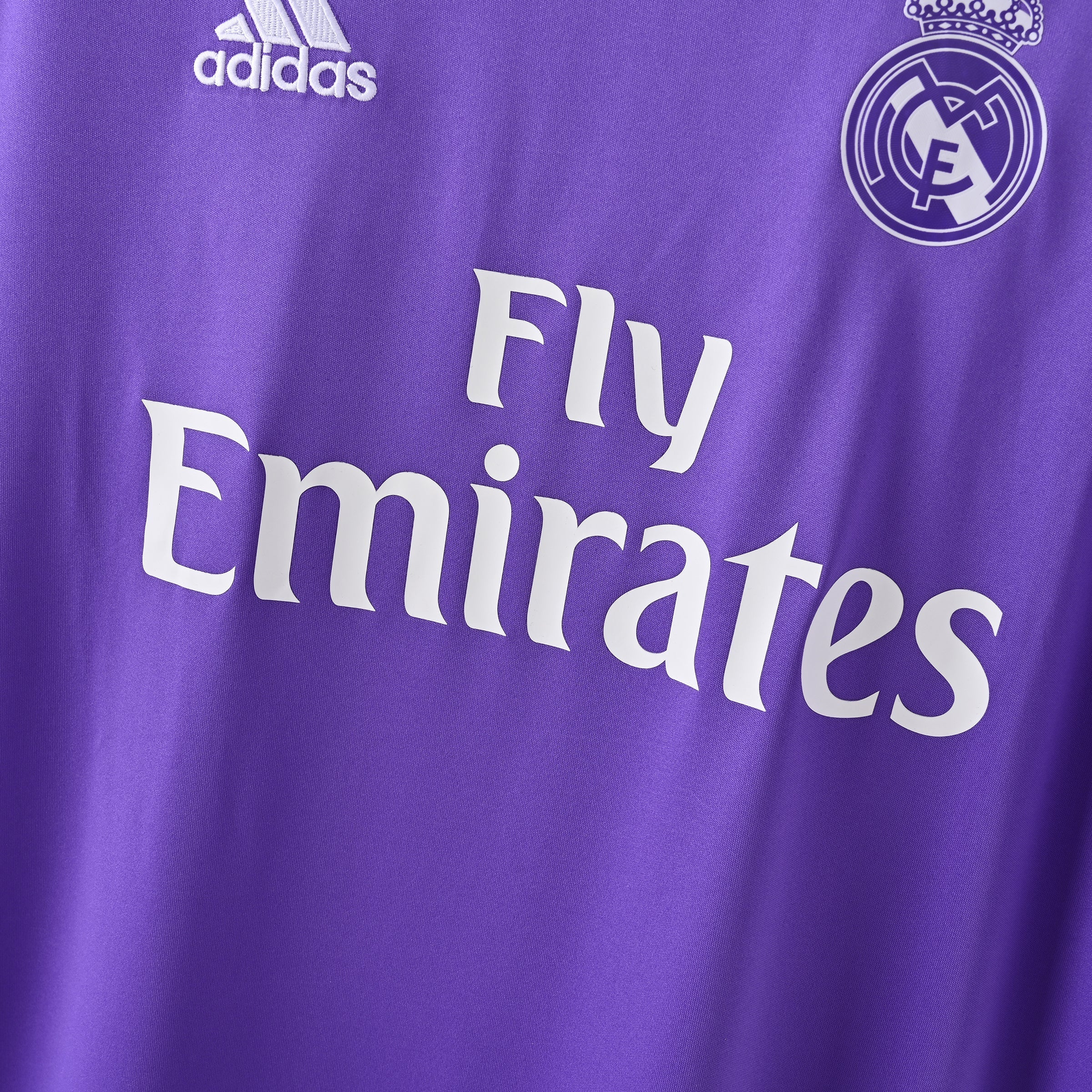 PSG 2001/02 Home Retro Football Shirt - close up details of Navy Nike retro kit