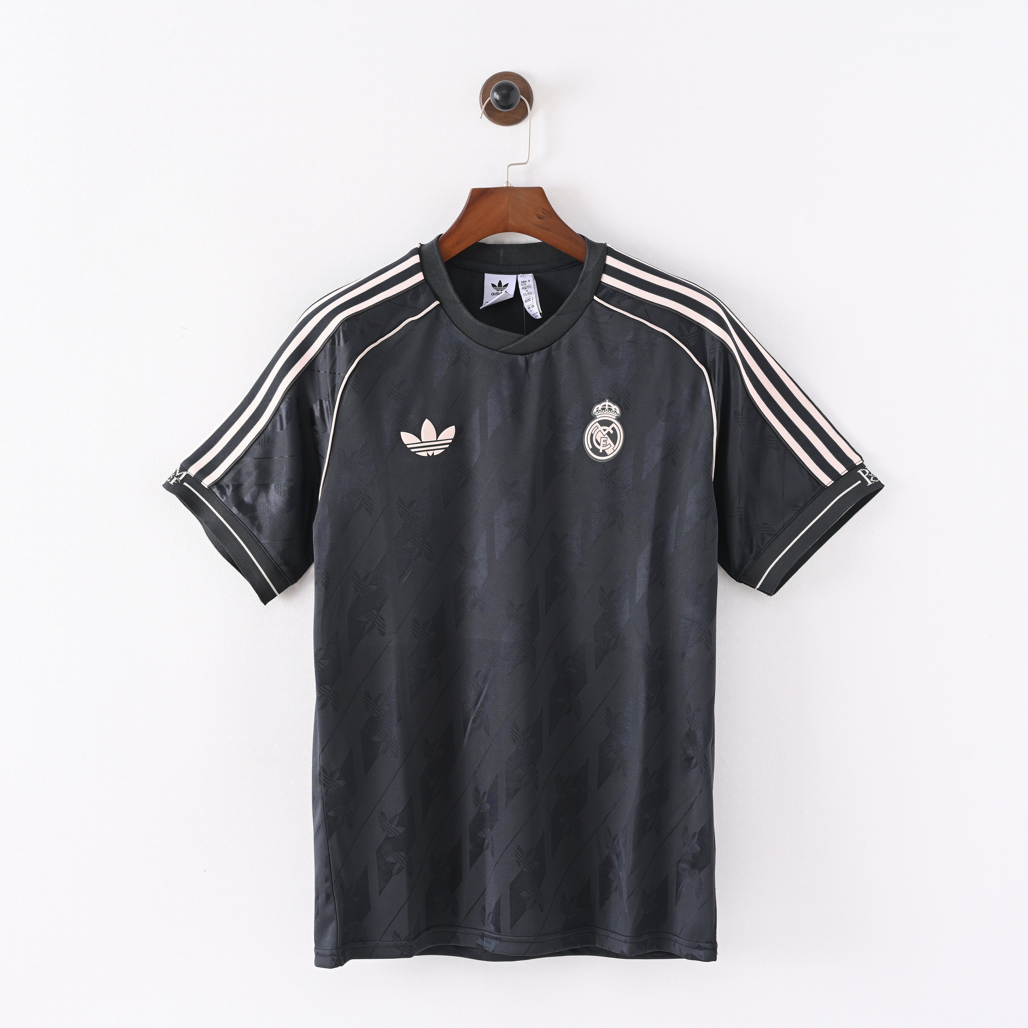 PSG 2001/02 Home Retro Football Shirt - Navy Nike classic football shirt front view