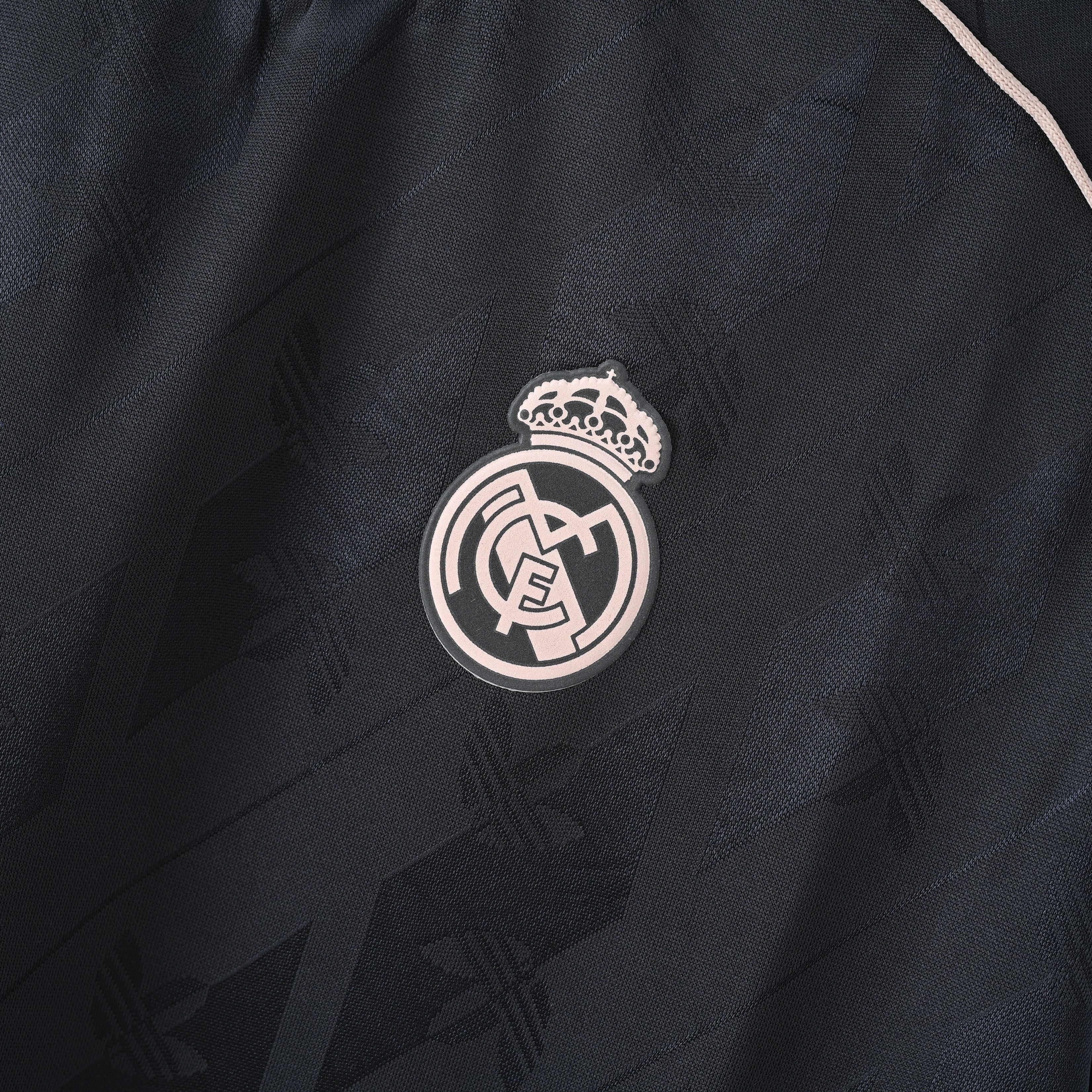PSG 2001/02 Home Retro Football Shirt - close up details of Navy Nike retro kit