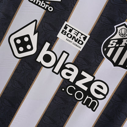 PSG 2001/02 Home Retro Football Shirt - close up details of Navy Nike retro kit